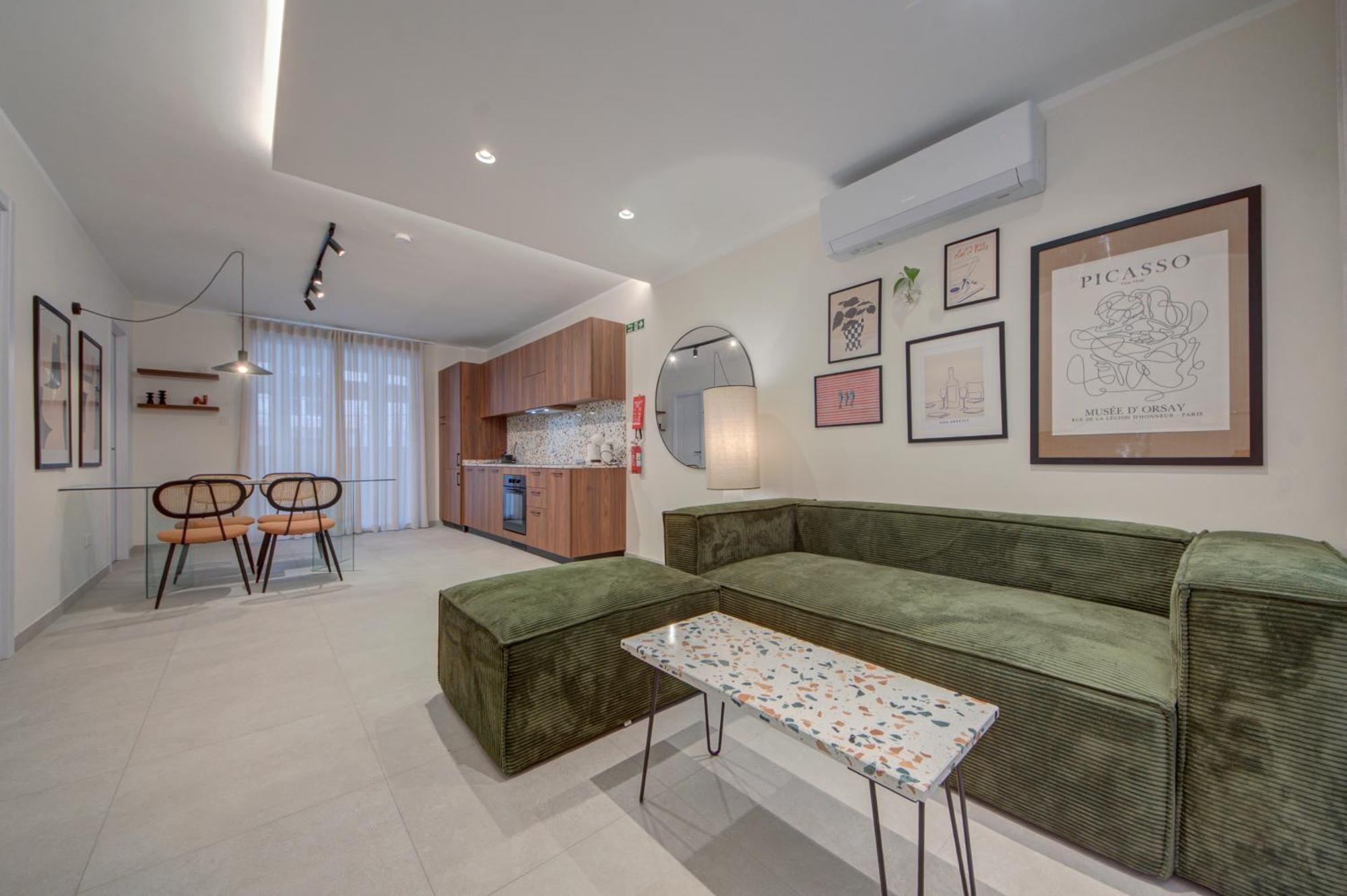 Apartment Juliet Residence, 2 , Your Away From In By Sf Homes Gzira